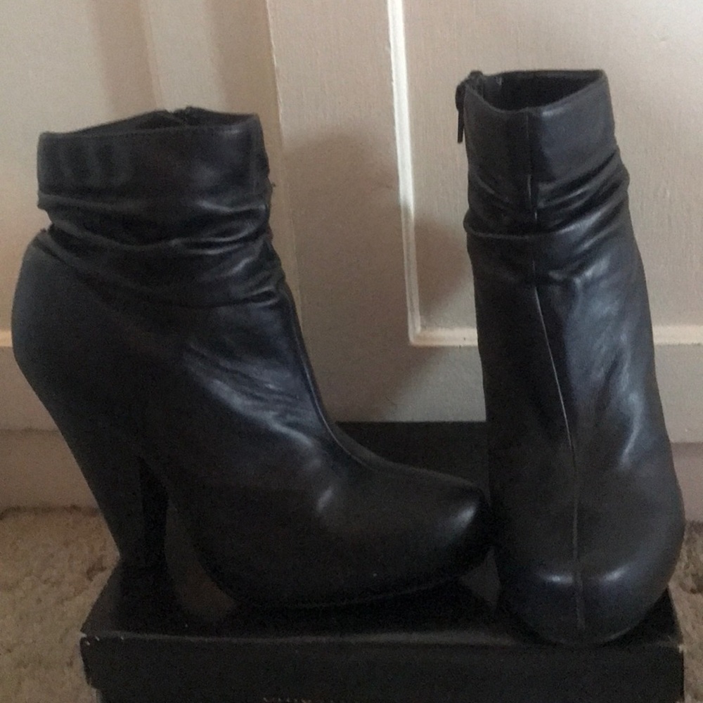 Leather ankle booties